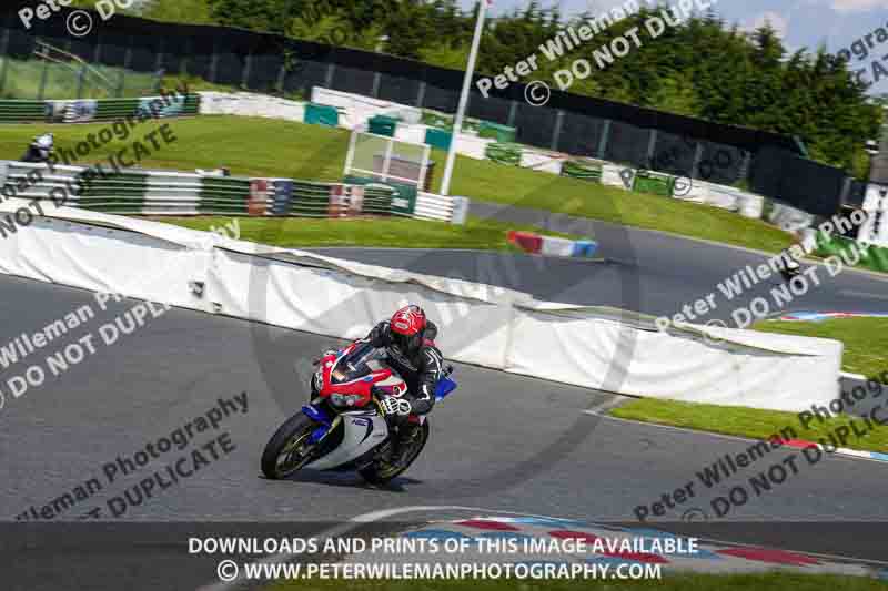 enduro digital images;event digital images;eventdigitalimages;mallory park;mallory park photographs;mallory park trackday;mallory park trackday photographs;no limits trackdays;peter wileman photography;racing digital images;trackday digital images;trackday photos